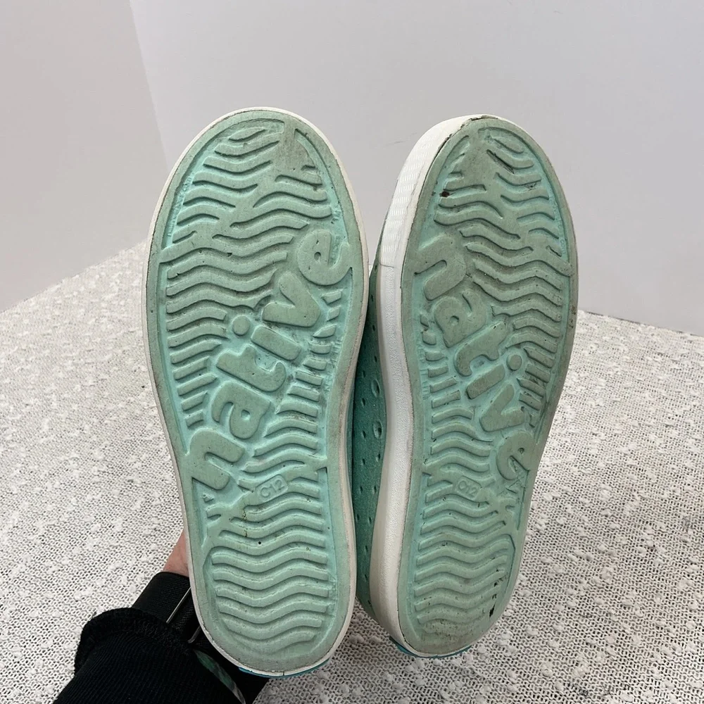 NATIVE Jefferson Kids 12 Aqua Glitter Slip-On Water Shoes